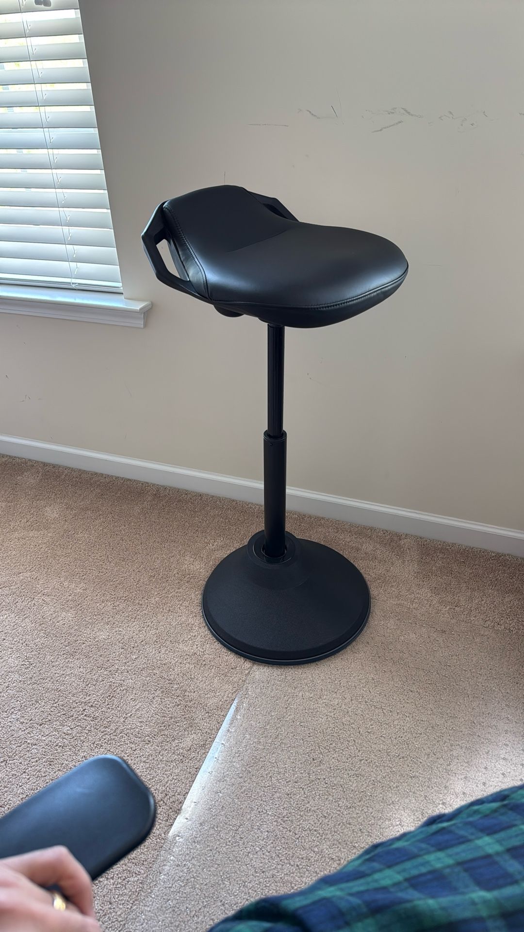 Chair / Stool - Adjustable