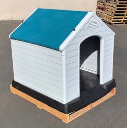 (Brand New) $150 Waterproof Plastic Dog House for X-Large size pet Indoor Outdoor Cage Kennel 42x42x45 inches