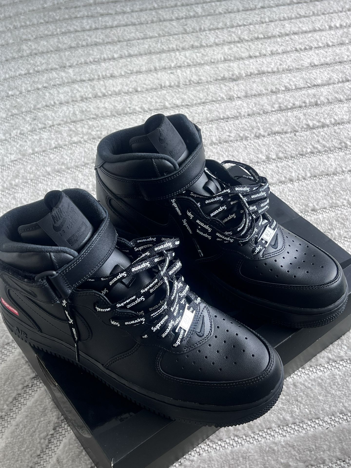 Nike Supreme Af1 Mid 9.5