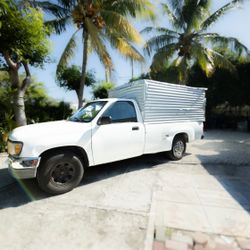 96 Toyota Tacoma T100