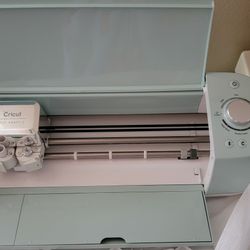 Cricut Cut Smart 2 Package