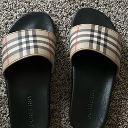 Burberry Slippers