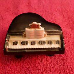 Miniature Painted Porcelain Piano Toy