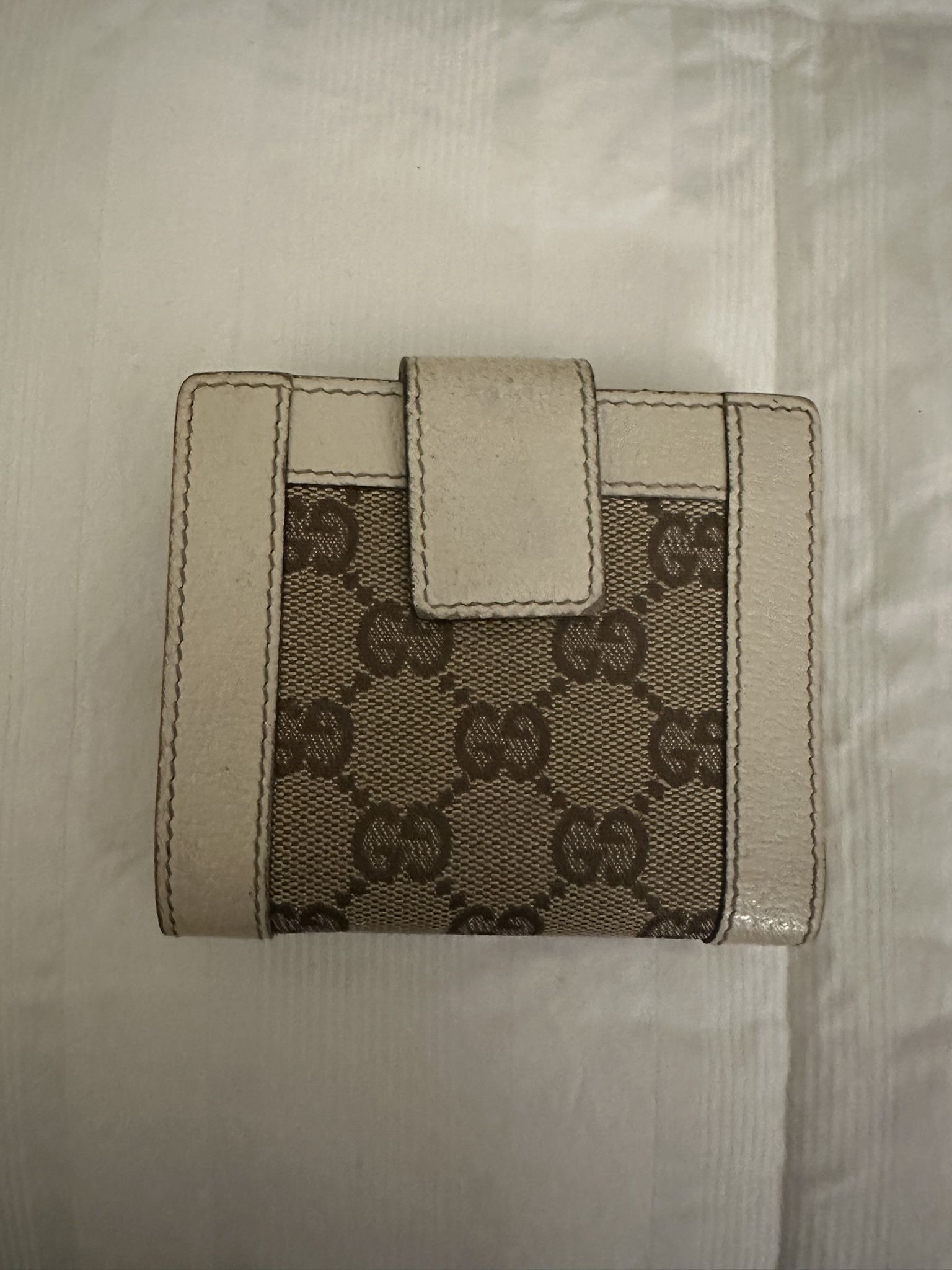 Gucci Vintage Wallet Bifold GG Logo
