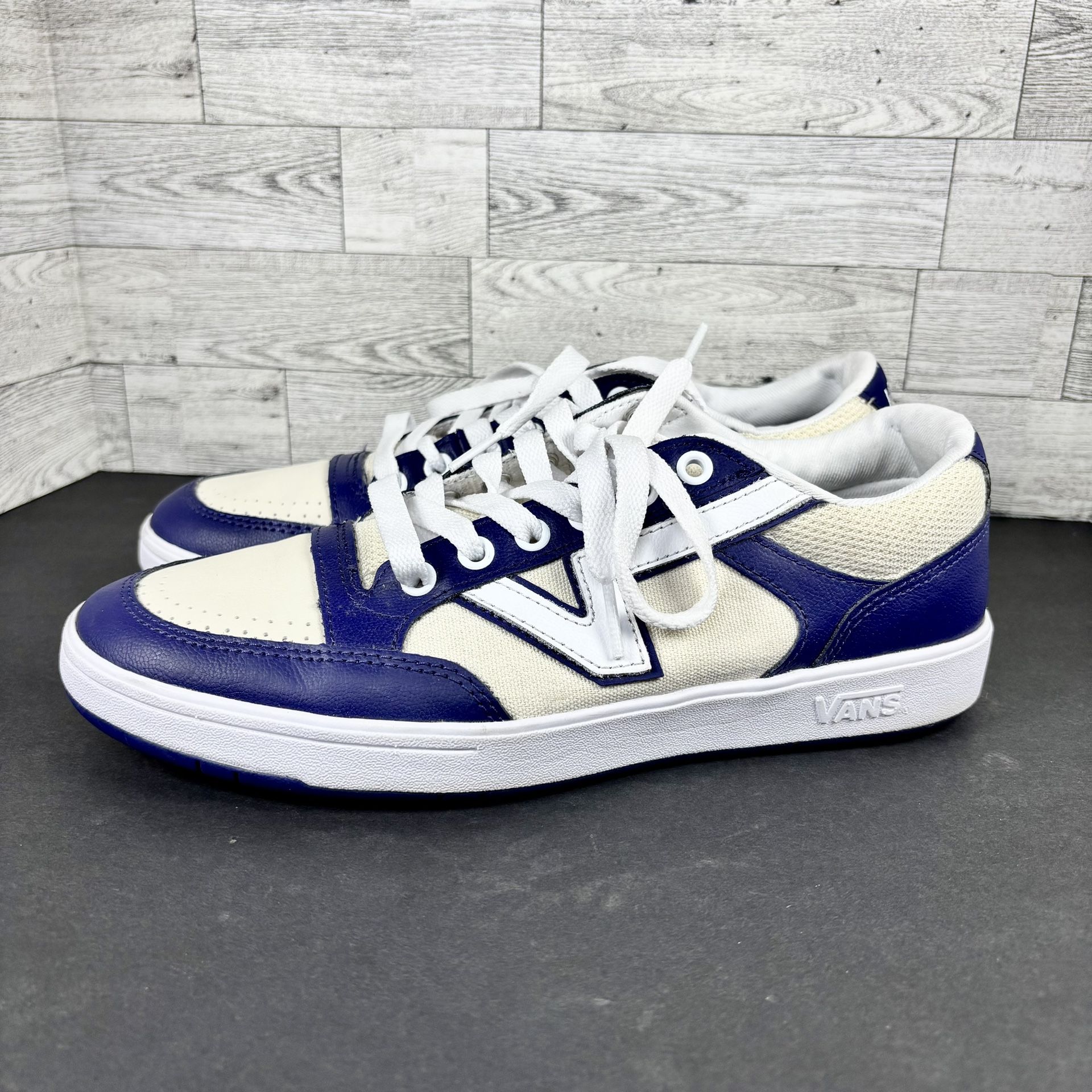 Vans Lowland CC White Blue Beige Sneaker VNOAZTNLBER Mens 8.5 Womens 10 NWOT