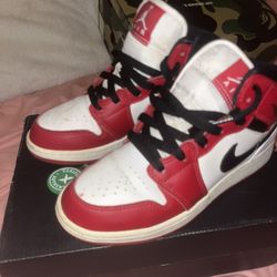 Air jordan 1s Mid rise 