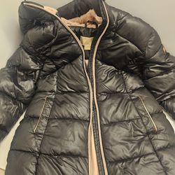✨ Stylish MK Girls Puffer Jacket - Shiny Black w/ Rose Gold Accents (Sz 7/8) ✨