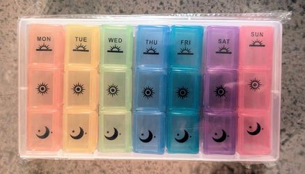 3 Weekly 3-Compartment Pill Box Organizers