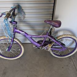 Girls Schwinn 20 Bike 