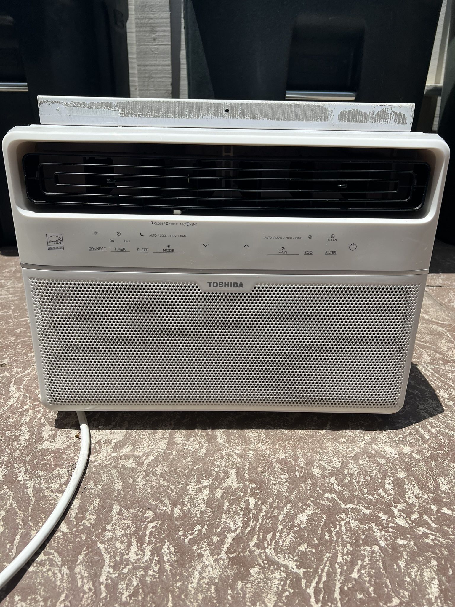 Toshiba 10,000 BTU Window Ac unit