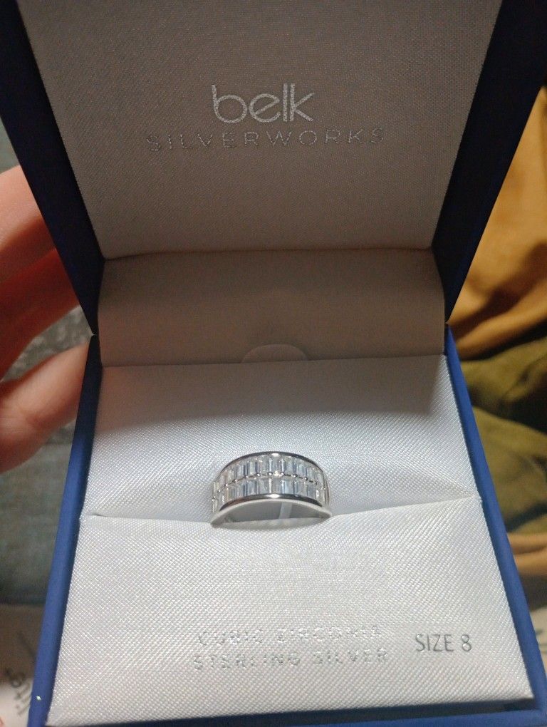 Wedding/Engagement Ring