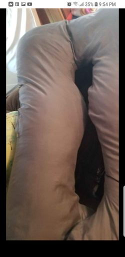 Pregnancy pillow