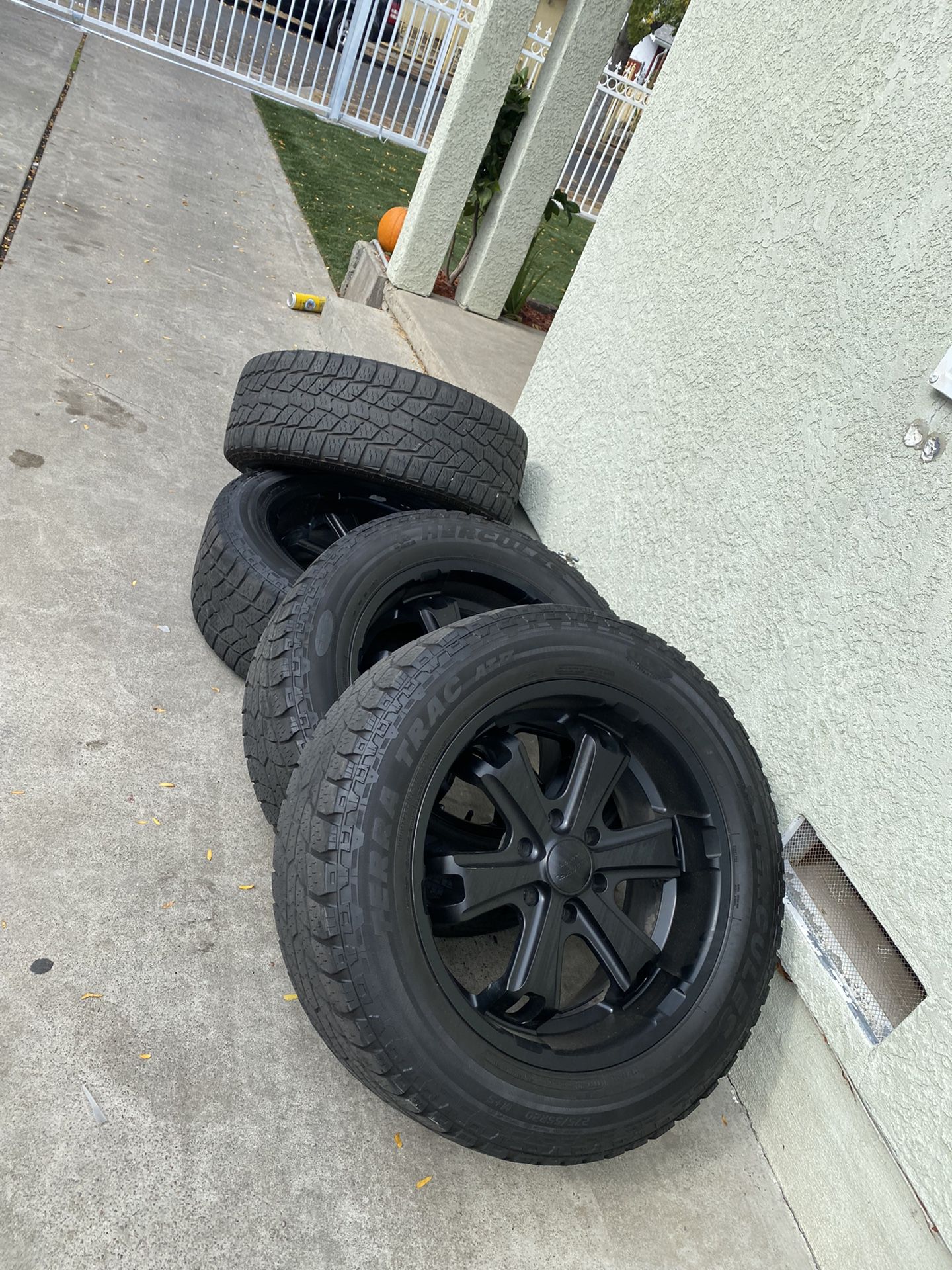 20 inch rims with 70% of life tire