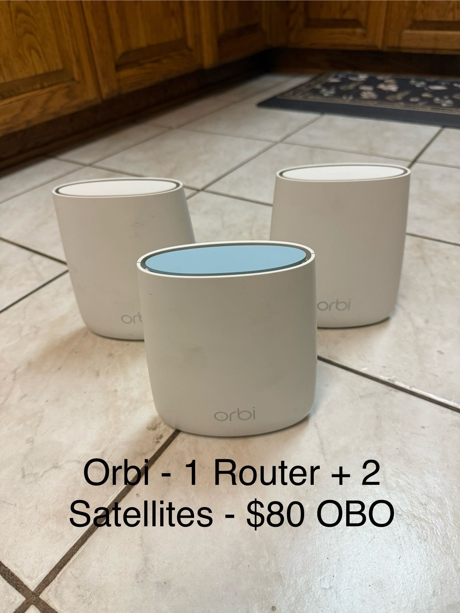 📶 Netgear Orbi RBR20 Mesh WiFi System (Router + 2 Satellites) – Whole Home Coverage