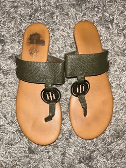 Tommy Hilfiger sandals size 8.5