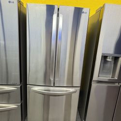 Fridge 33” LG