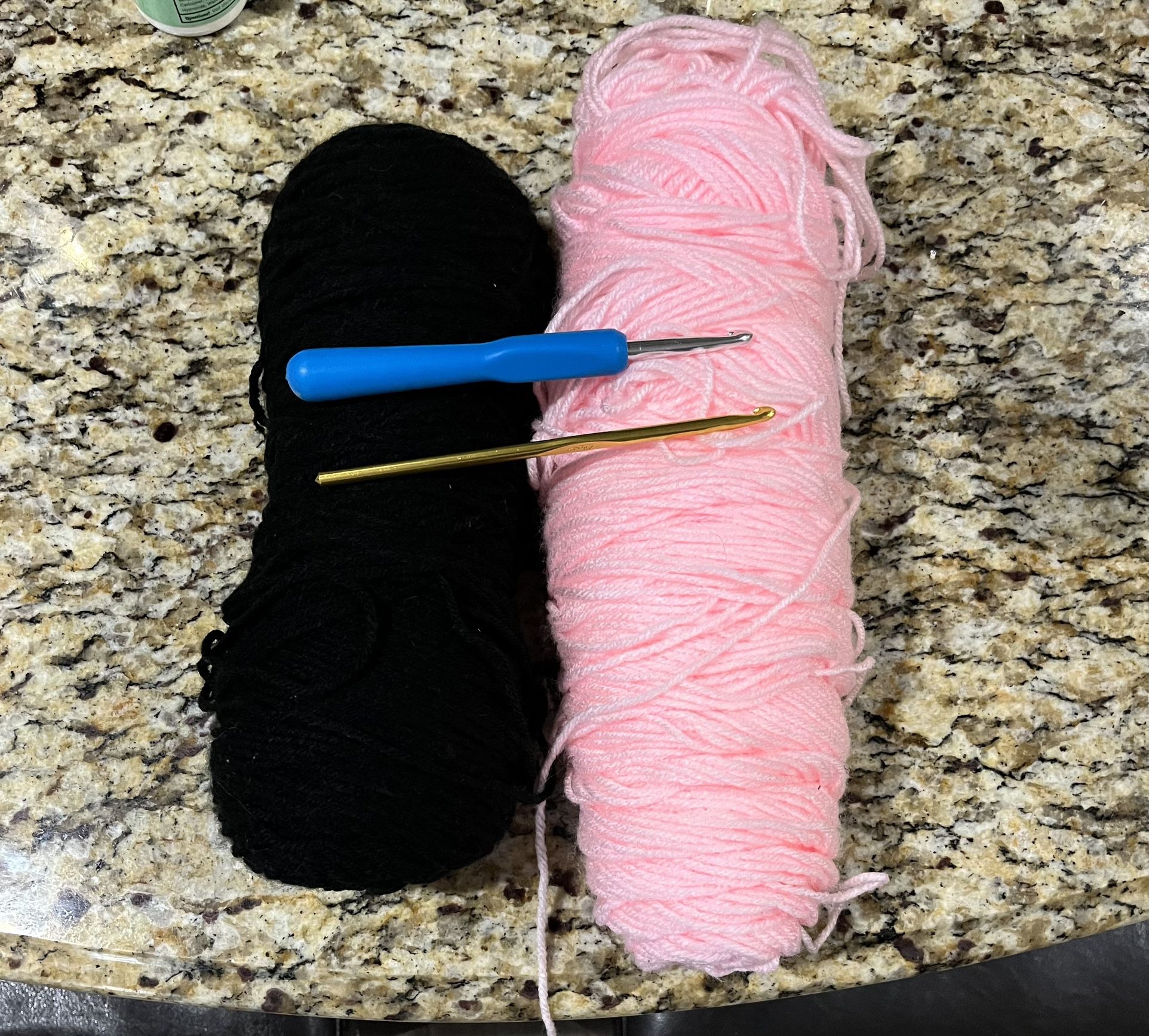 FREE Pink & Black Yarn And 2 Needles For Crochet