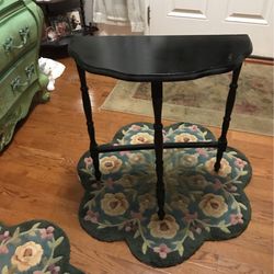 Beautiful ! Vintage Antique Black Entry/Side Table !!!