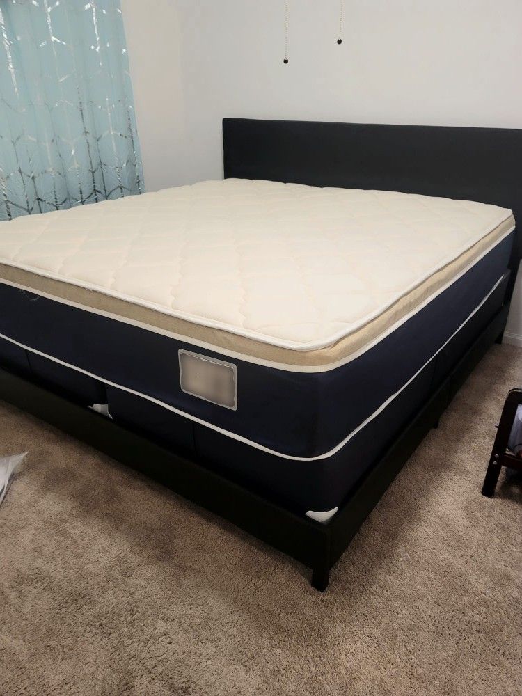 NEW KING PILLOWTOP SET MATTRESS AND BOX SPRING-3PCS