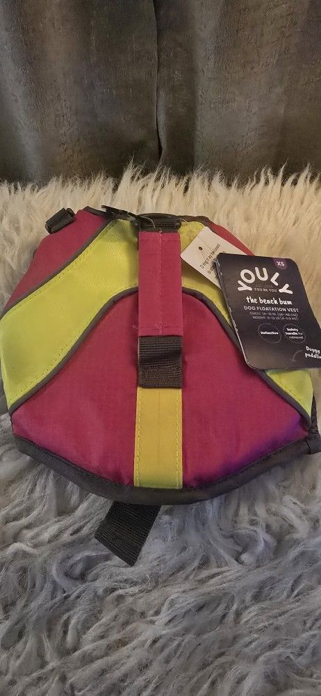 Dog Flotation Vest NEW W Tags XS