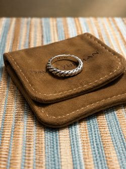 Authentic David Yurman Cable Band Ring  Size 8