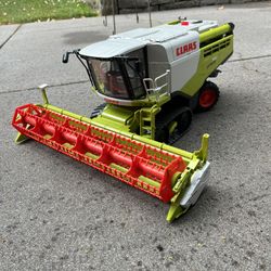 Bruder Truck Combine Harvester