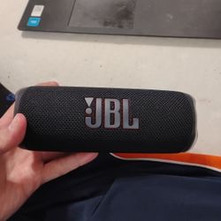 JBL Bluetooth Speaker 