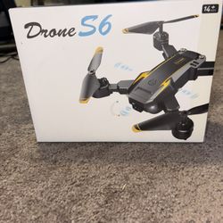 Drone S6 – Foldable RC Quadcopter