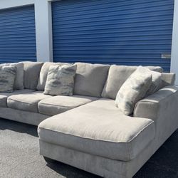 Beautiful Sectional Couch!😍