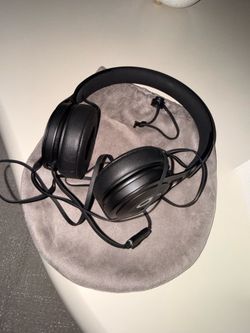 Beats Solo Wired On-Ear Headphones – Black