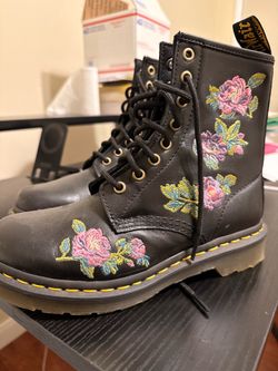 Dr. Martens 1460 Vonda Ii Flower Embroidered Boot In Black