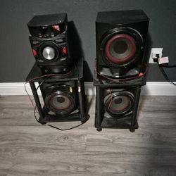LG Bluetooth Speaker/Radio