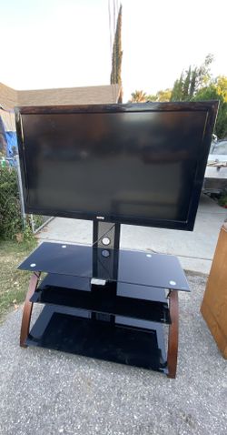 Tv With Stand No Remote But U Can Buy A Universal Control 