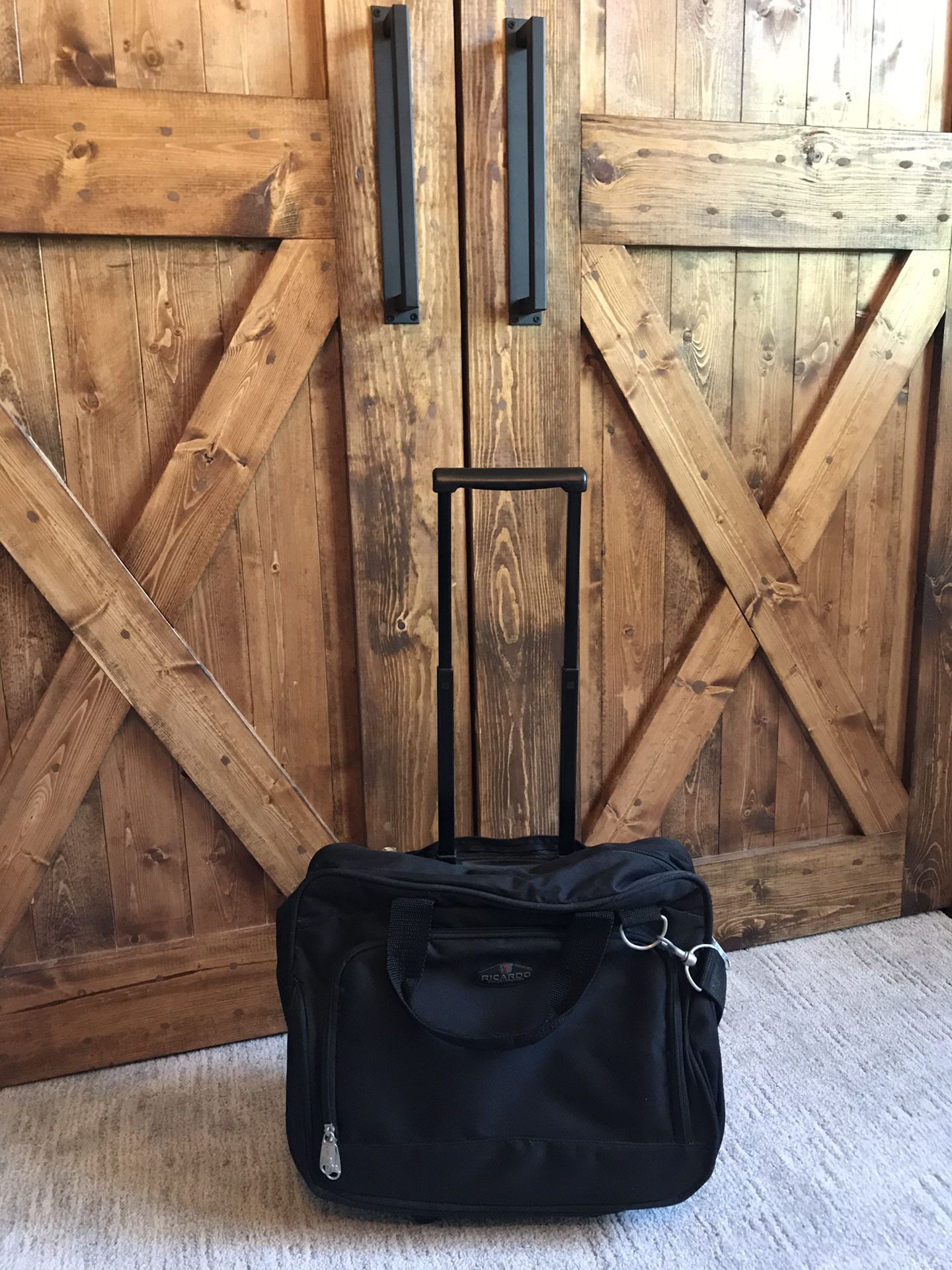 Black laptop suitcase - carry on size