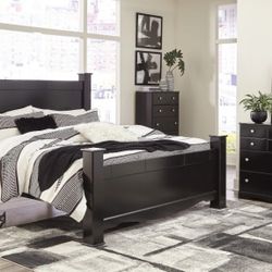 [SPECIAL] Mirlotown Poster Bedroom Set

