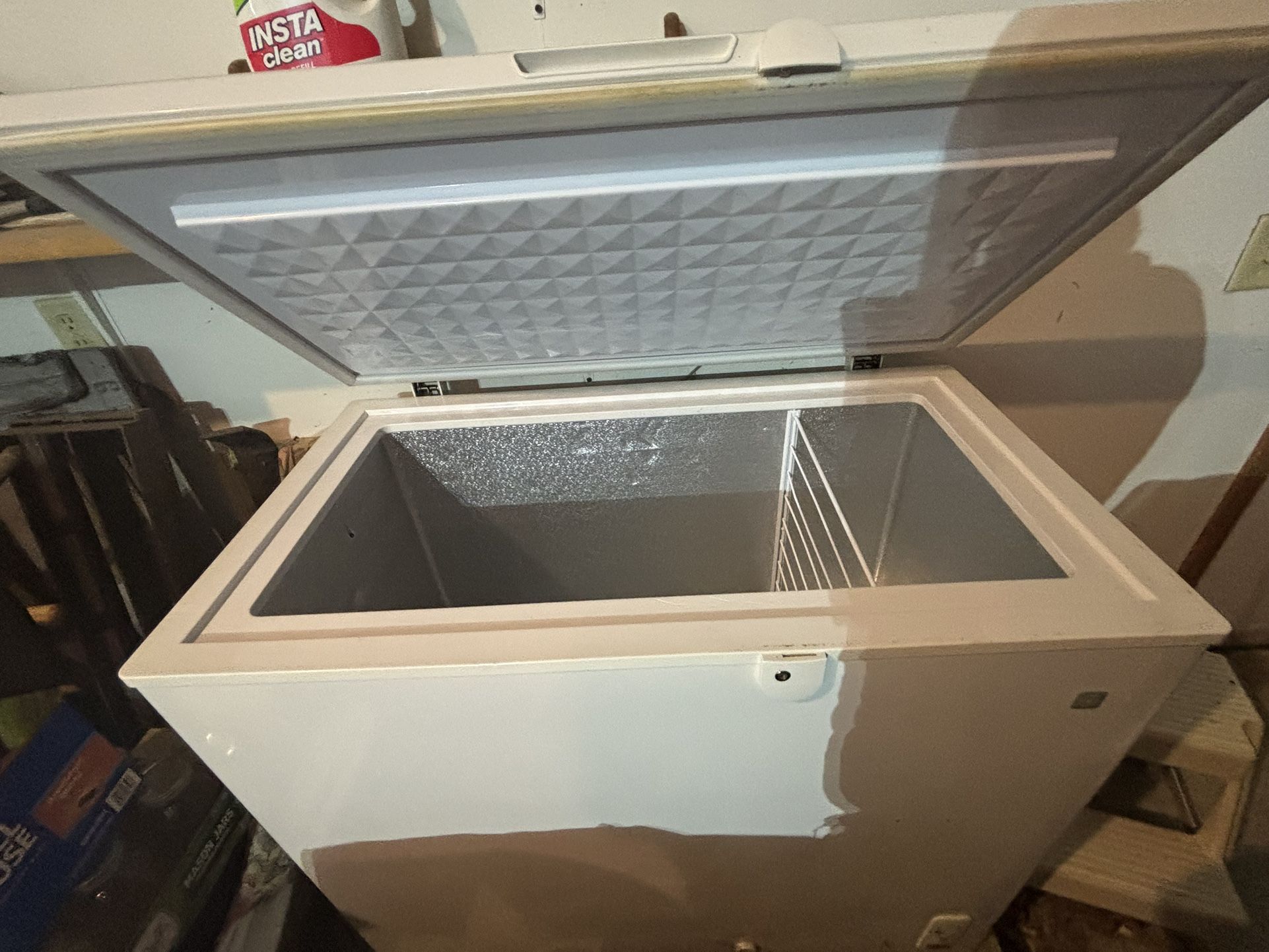 Freezer Deep. Very Good Condition