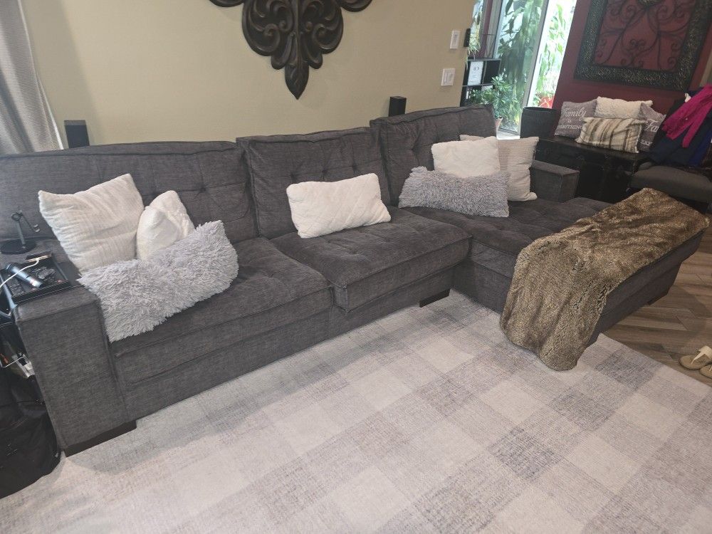 Gray Living Room Couch/ Chair/Sofa