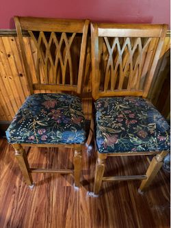 Wood dining table and  4 chairs