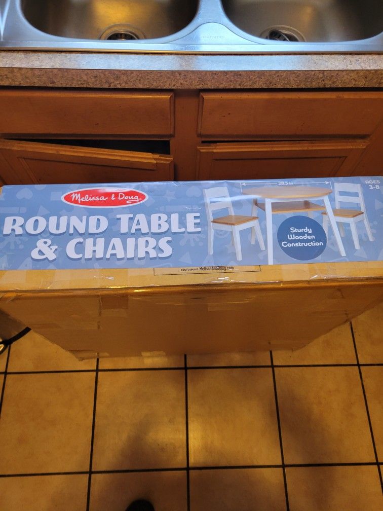 WOODEN ROUND TABLE & CHAIRS SET