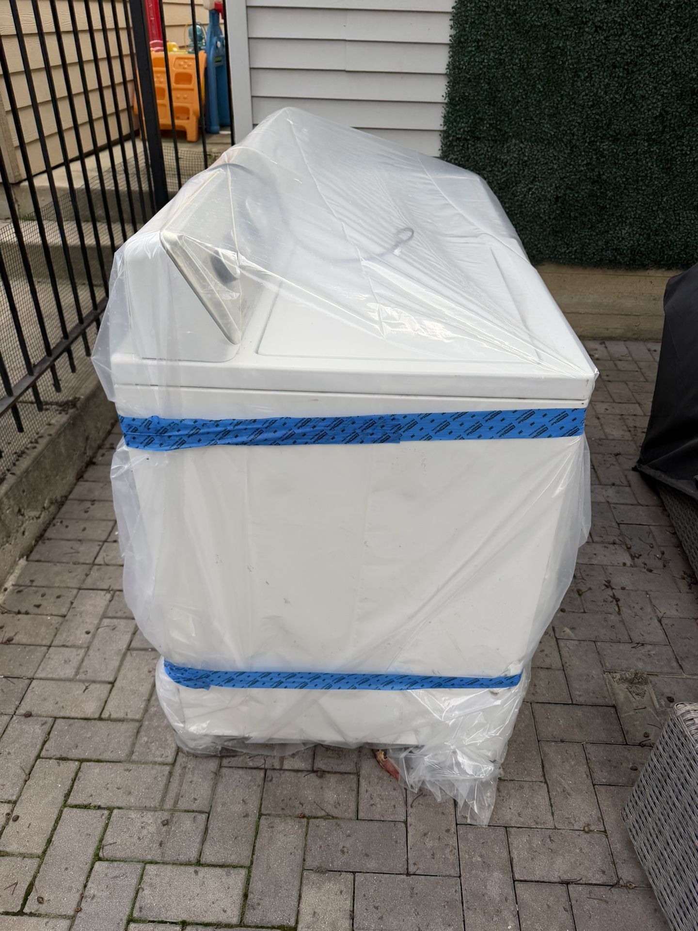 Maytag Electric Washer And Amana Gas Dryer 