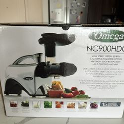 Omega Juicer