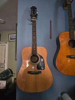Acoustic Guitar Collection – 5 Guitars