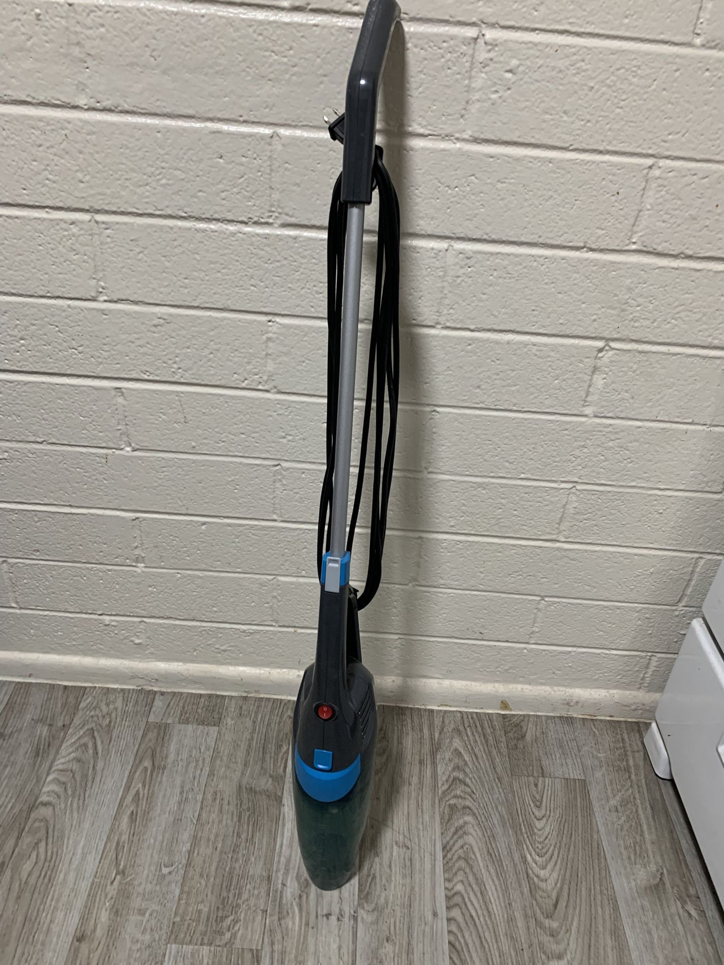 Bissell 2-In-1 Handheld Vacuum