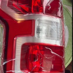 Halogen tail light chrome housing Red clear lens driver side  2018 to 2020 ford f 150 w/factory halogen tail lights 