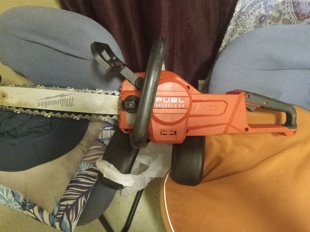 Milwaukee Fuel Brushless M 18 Chain Saw