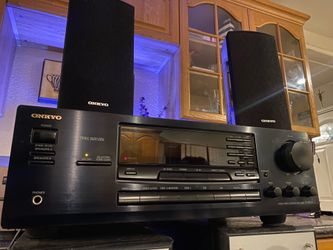 Onkyo am/fm stereo receiver & speakers