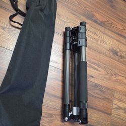 SmallRig AP-20 Carbon Fiber Tripod, 62.2" Camera Tripod Monopod with Center Column, Compact Lightweight Tripods with 360° Ball Head, Payload 26.5 lbs,
