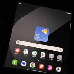 Samsung Galaxy Z Fold 6 256GB UNLOCKED 