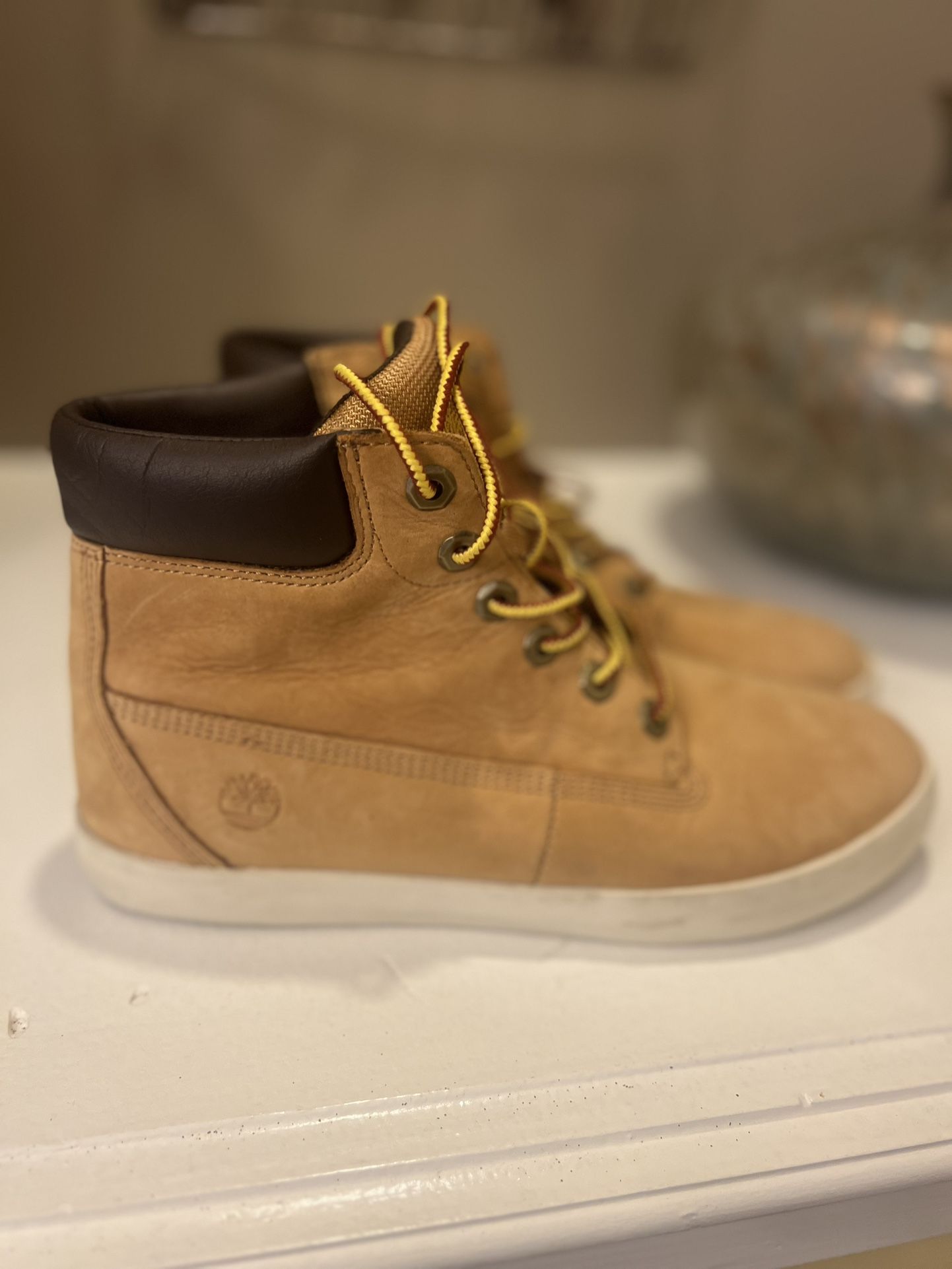 Women’s Timberland High Top Shoes 