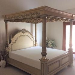 12in King Mattress - still sealed in factory plastic 